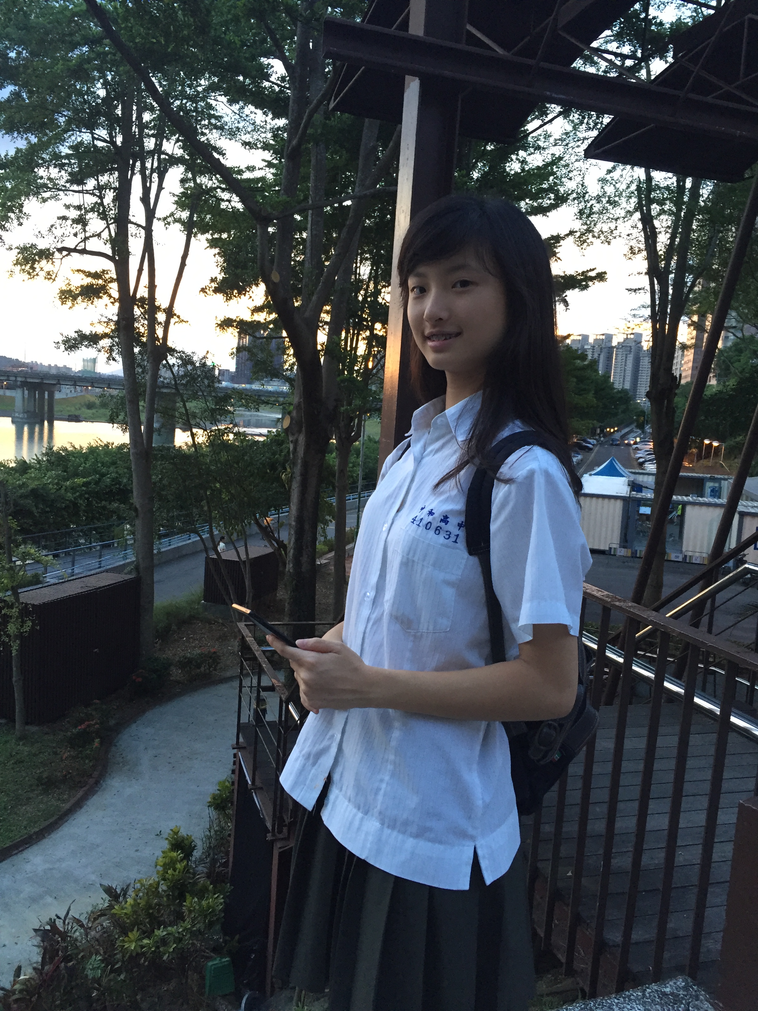 7DB3860B-AEB9-4A85-9234-62B6354CBEBF